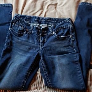 Vanity Jean's 28 W 32 L